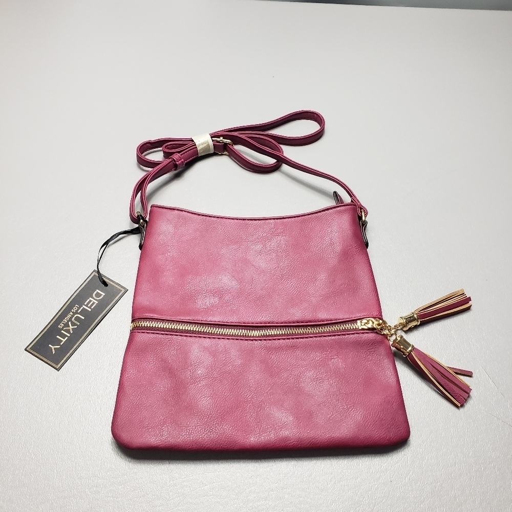 New Deluxity los Angeles peta approved vegan crossbody bag